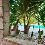 Privatunterkunft , Piscine, Jardin, Parking