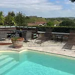 , Piscine, Jardin, Parking Pansiyon