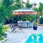 , Piscine, Jardin, Parking Pansiyon *
